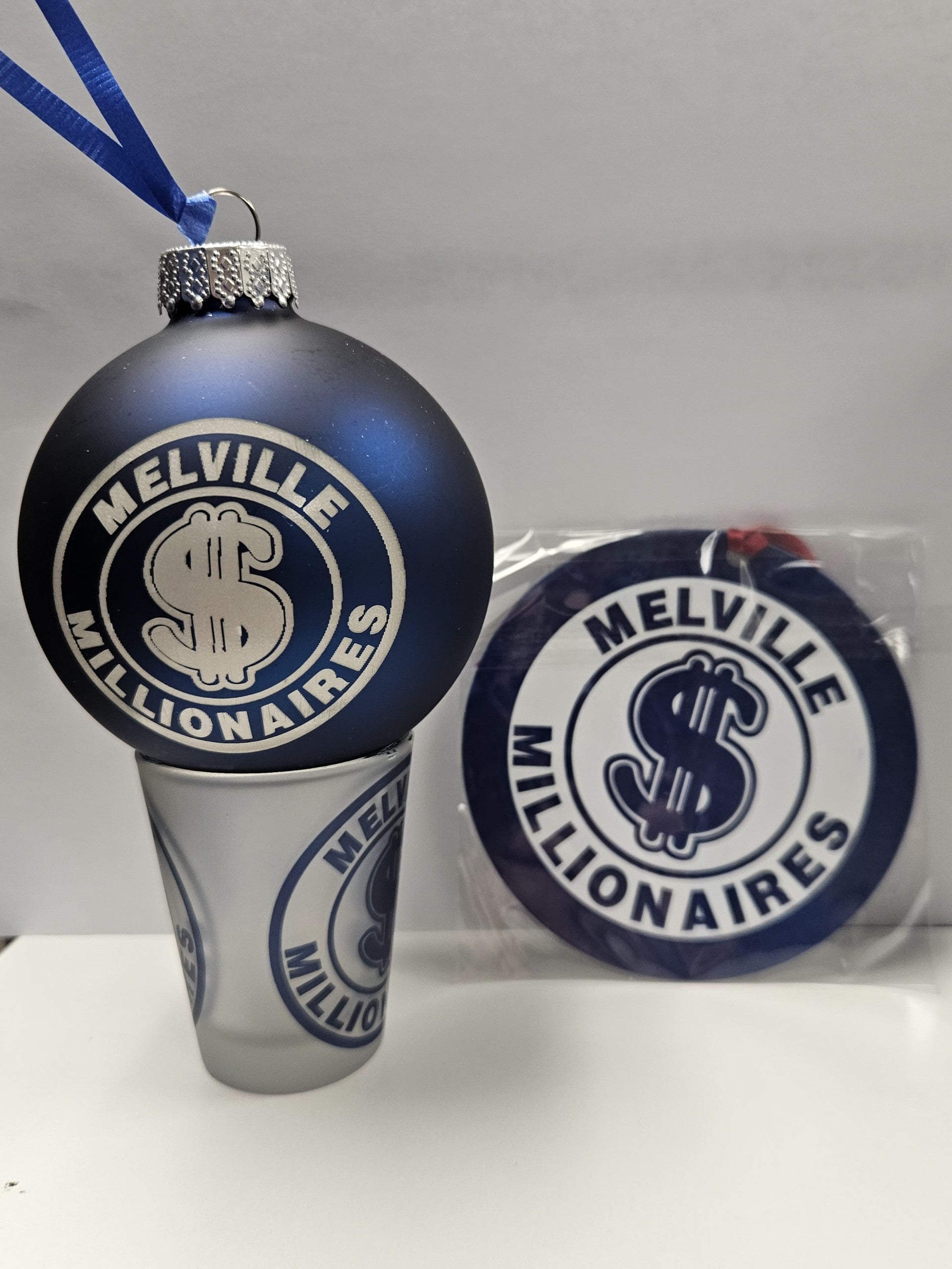 Renee's Crafty Creations  - Christmas Ornament